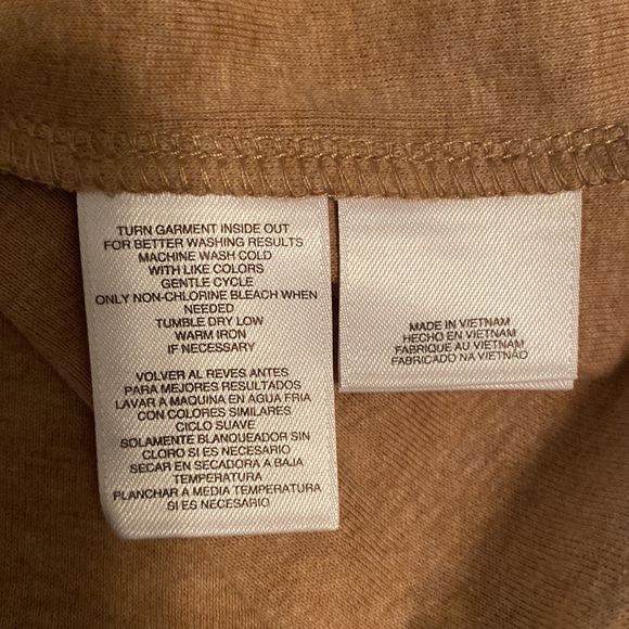 Jones New York Sport Large Petite.  Long sleeve soft material.Perfect - Picture 5 of 5